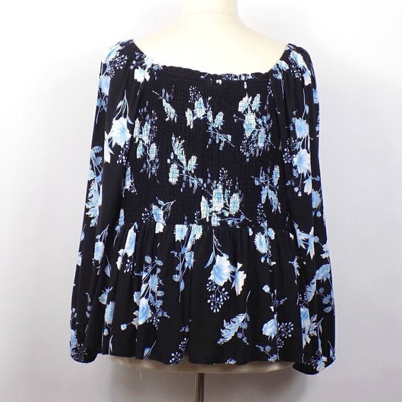 Torrid Smocked Blouse Plus Size 6X Long Sleeves Floral Print Blue Black New - Picture 8 of 9